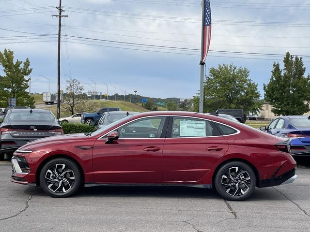 new 2024 Hyundai Sonata car, priced at $27,580