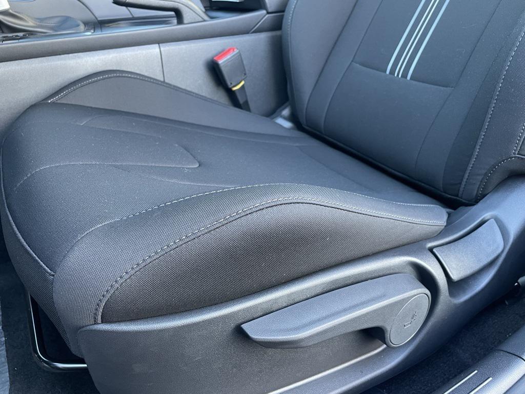 new 2025 Hyundai Elantra car, priced at $23,739