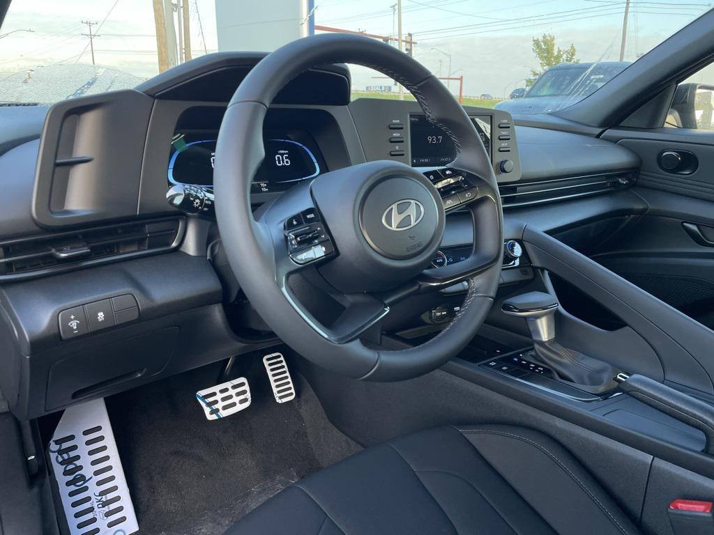 new 2025 Hyundai Elantra car, priced at $23,739