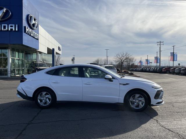 new 2025 Hyundai Sonata car, priced at $28,435