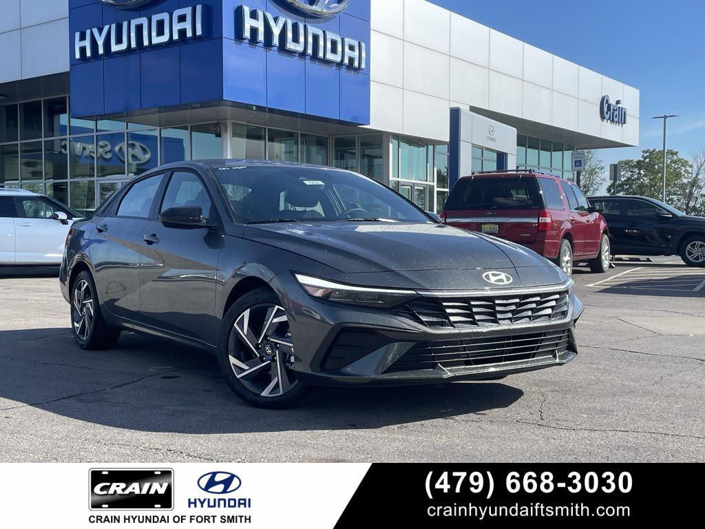new 2025 Hyundai Elantra car, priced at $23,696
