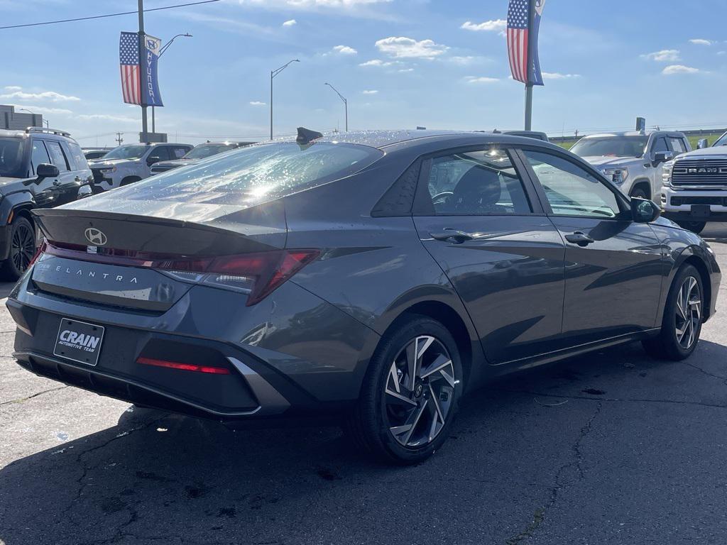 new 2025 Hyundai Elantra car, priced at $23,696