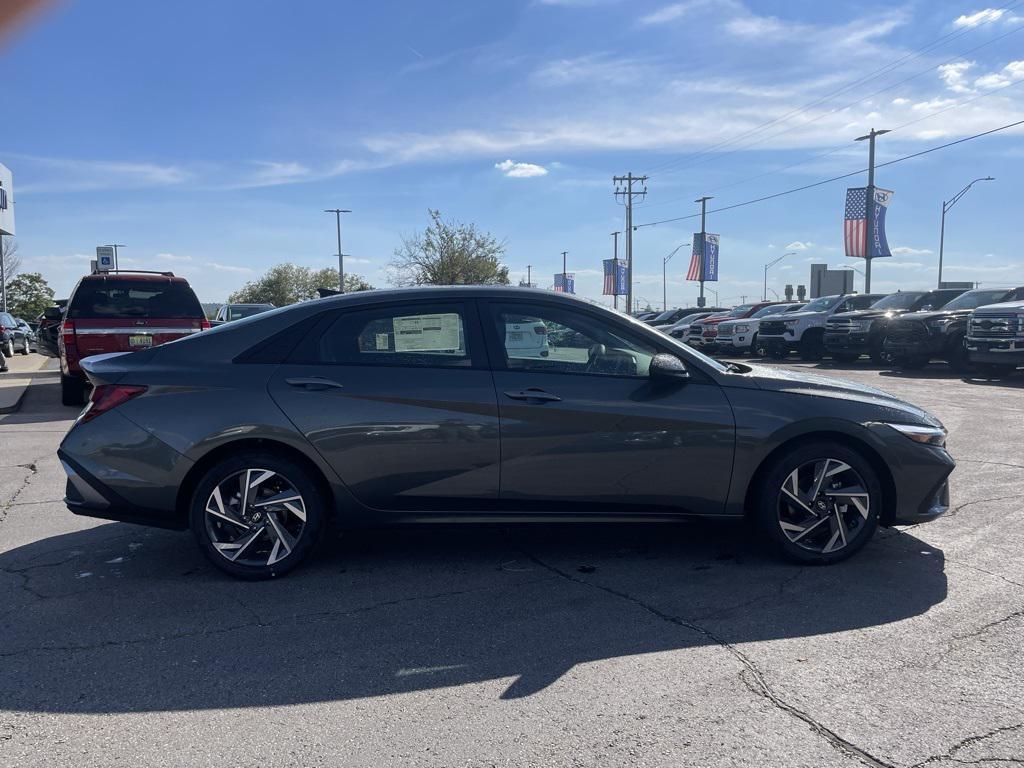 new 2025 Hyundai Elantra car, priced at $23,696