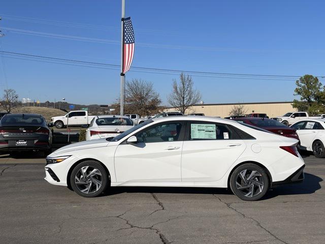 new 2025 Hyundai Elantra car, priced at $27,710