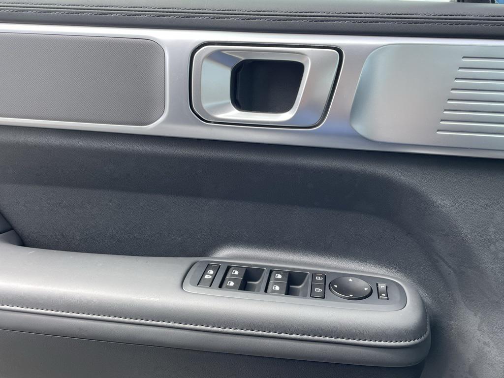 new 2026 Hyundai Santa Fe car, priced at $40,225