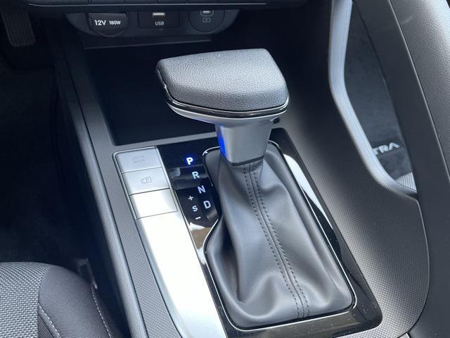 new 2025 Hyundai Elantra car, priced at $22,218