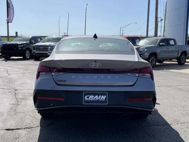 new 2025 Hyundai Elantra car, priced at $22,218