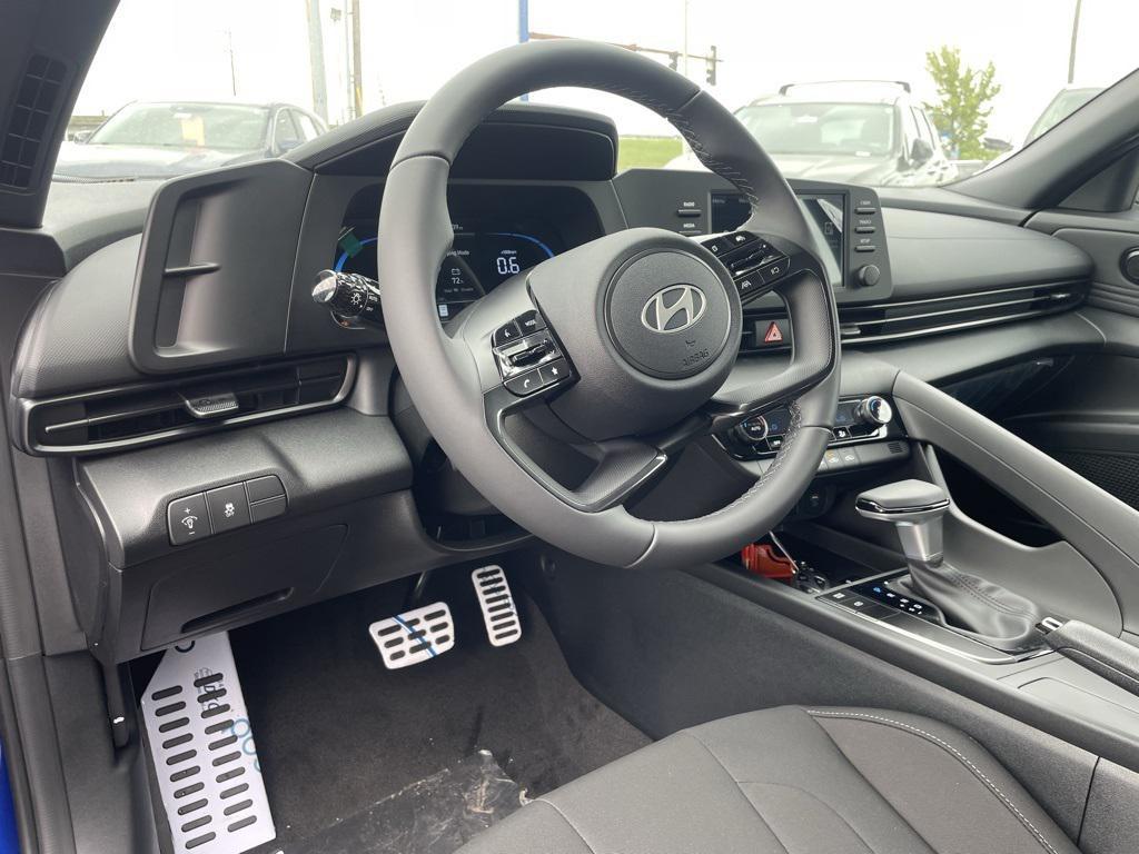 new 2025 Hyundai Elantra car, priced at $23,735