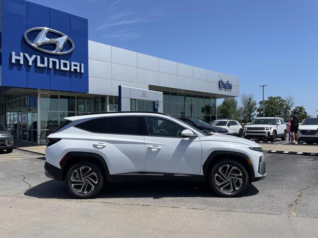 new 2025 Hyundai TUCSON Hybrid car, priced at $41,854