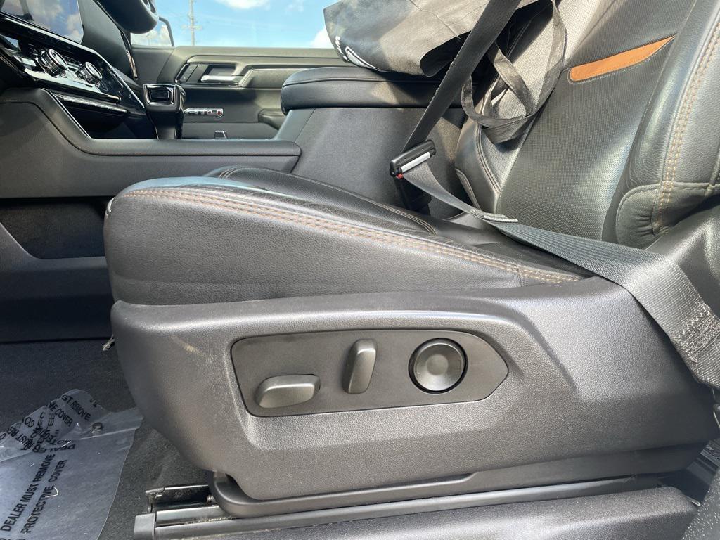 used 2023 GMC Sierra 1500 car, priced at $50,372