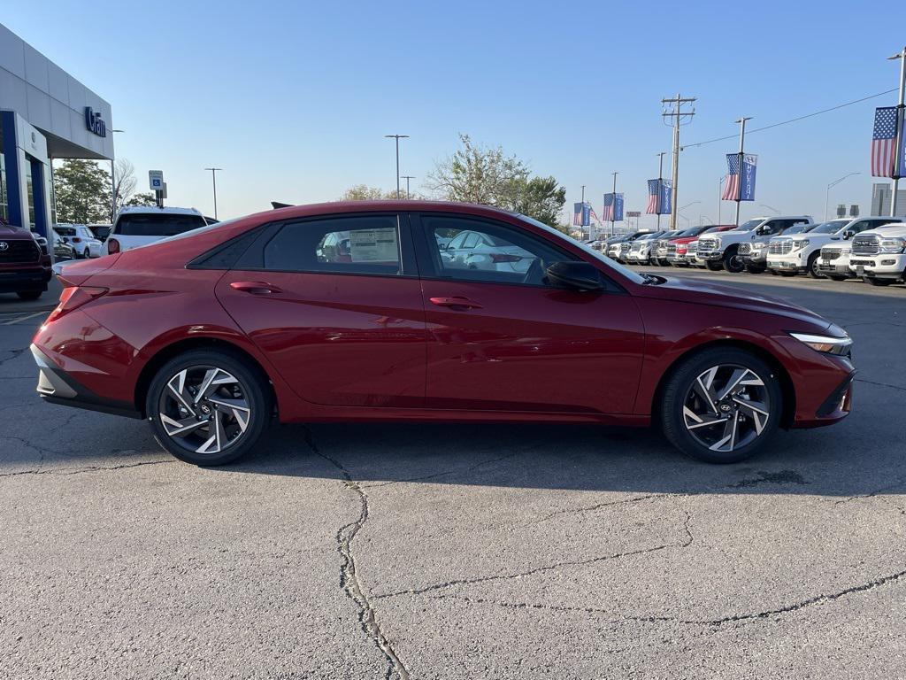 new 2025 Hyundai Elantra car, priced at $24,222