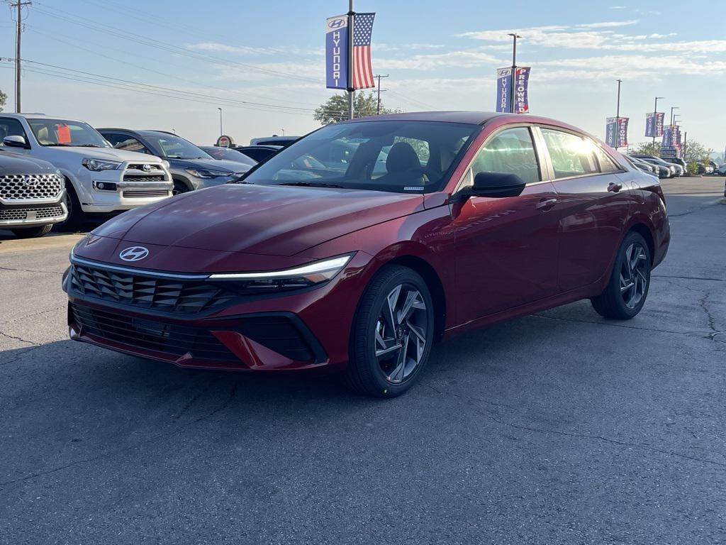 new 2025 Hyundai Elantra car, priced at $24,222