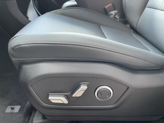 new 2026 Hyundai SANTA FE HEV car, priced at $40,890