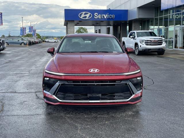 new 2025 Hyundai Sonata Hybrid car, priced at $32,029