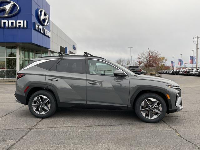 new 2025 Hyundai Tucson car, priced at $32,654