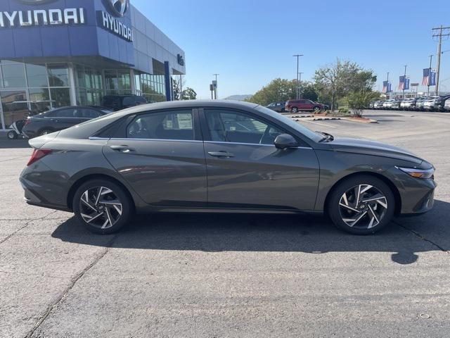 new 2024 Hyundai Elantra car, priced at $27,850