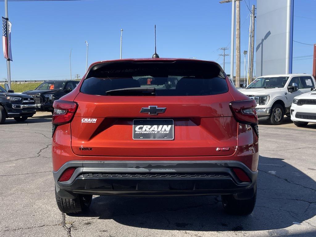 used 2024 Chevrolet Trax car, priced at $22,130
