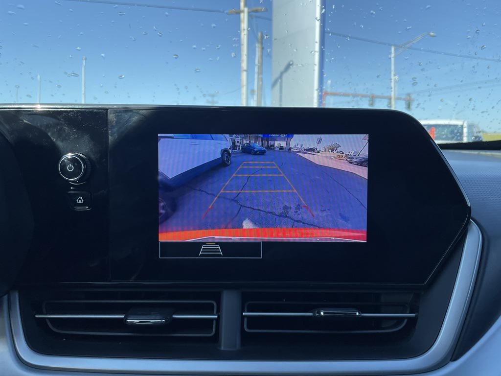 used 2024 Chevrolet Trax car, priced at $22,130