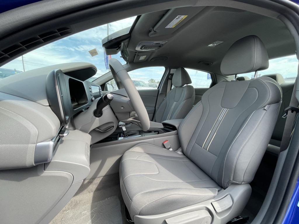 new 2025 Hyundai Elantra car, priced at $23,739