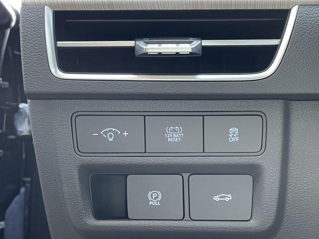 new 2025 Hyundai Sonata Hybrid car, priced at $30,853