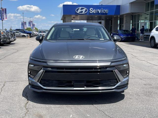 new 2025 Hyundai Sonata Hybrid car, priced at $30,853