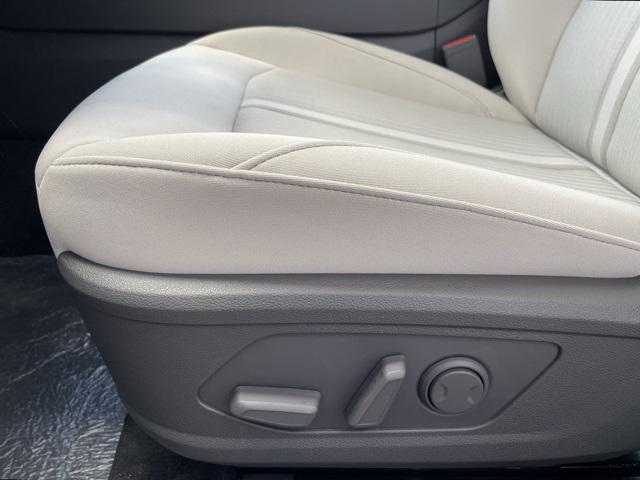 new 2025 Hyundai Sonata Hybrid car, priced at $30,853