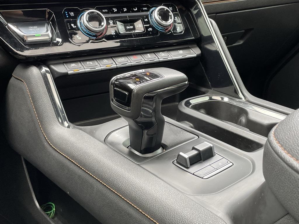 used 2022 GMC Sierra 1500 car, priced at $44,395