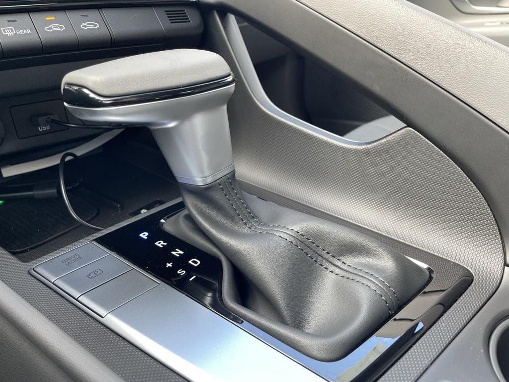 new 2025 Hyundai Elantra car, priced at $23,739