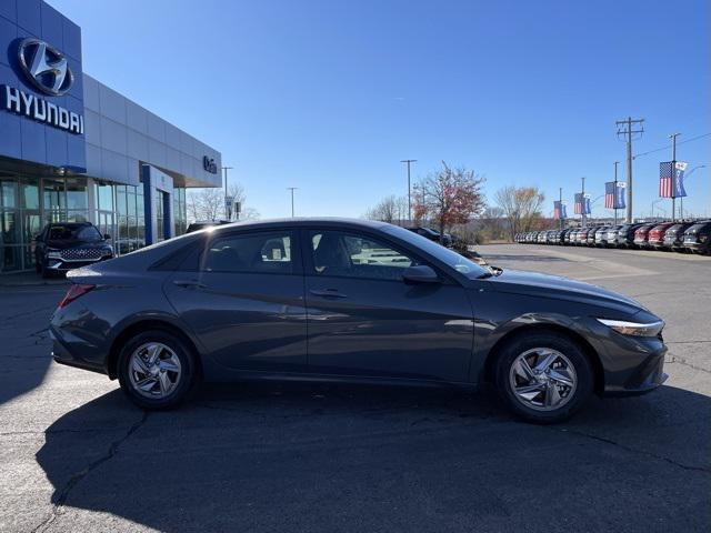 new 2025 Hyundai Elantra car, priced at $23,565