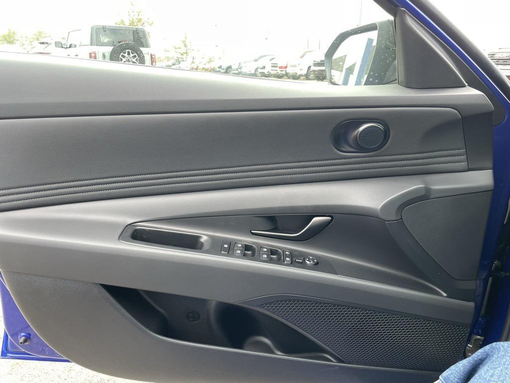 new 2025 Hyundai Elantra car, priced at $23,735