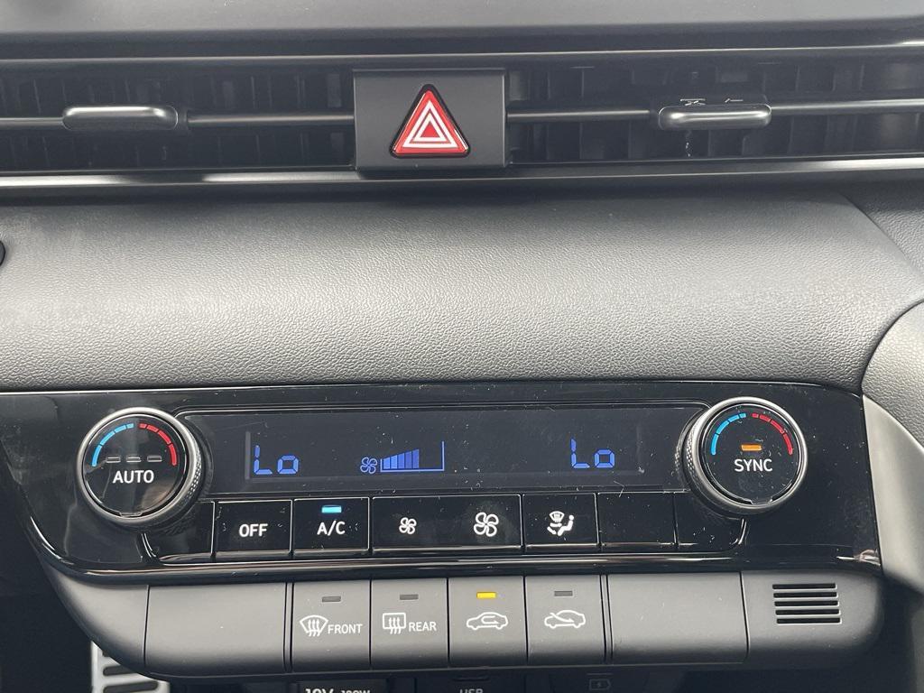 new 2025 Hyundai Elantra car, priced at $23,735