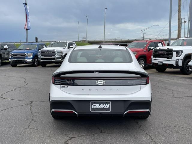 new 2025 Hyundai Sonata car, priced at $26,912