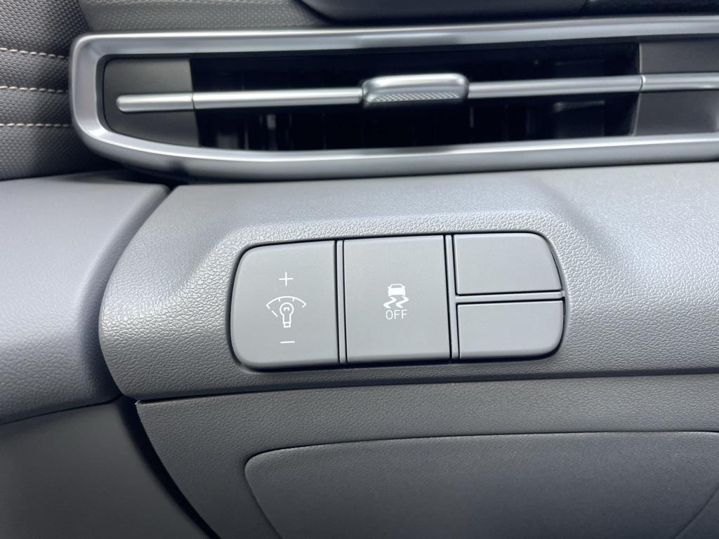 new 2026 Hyundai Elantra car, priced at $25,105