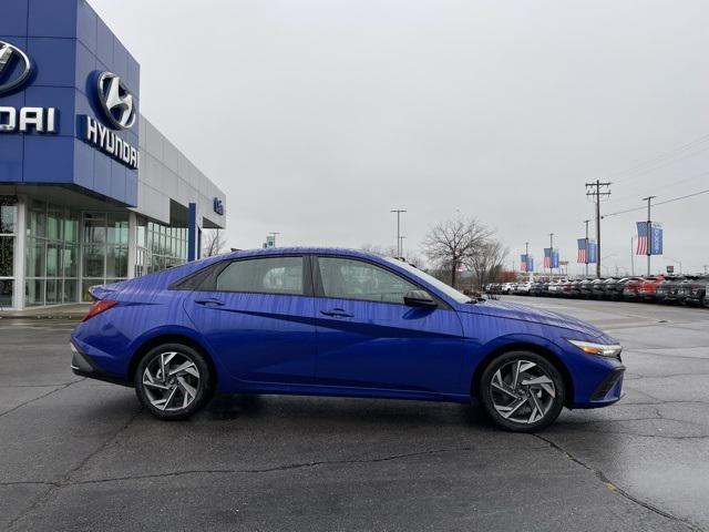 new 2025 Hyundai Elantra car, priced at $24,665