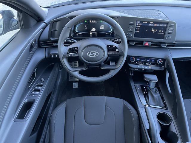 new 2025 Hyundai Elantra car, priced at $24,665