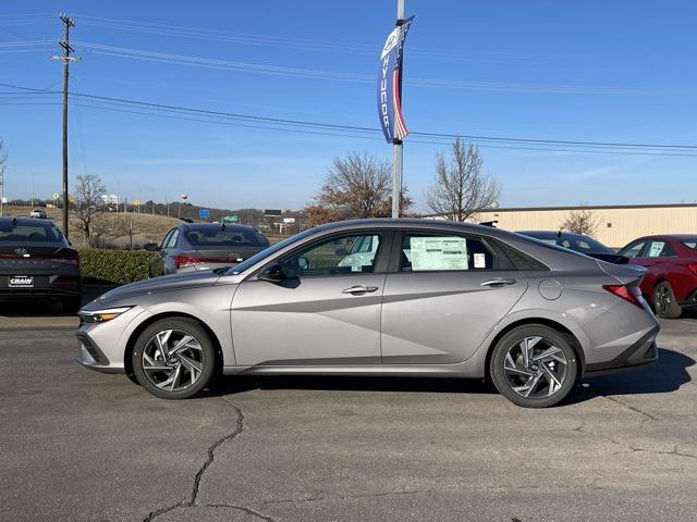 new 2025 Hyundai Elantra car, priced at $24,665