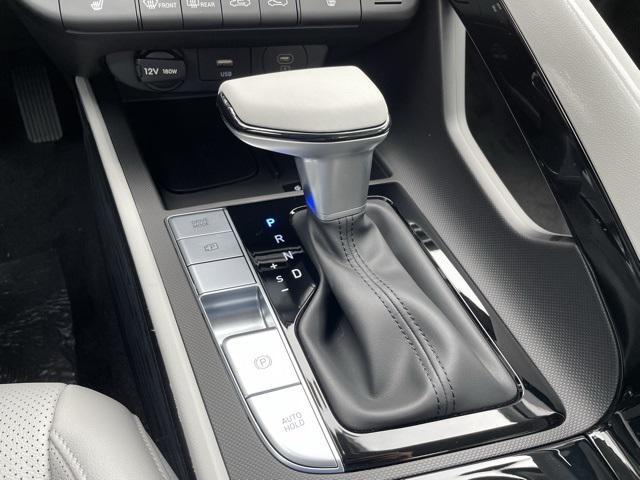 new 2025 Hyundai Elantra car, priced at $27,205