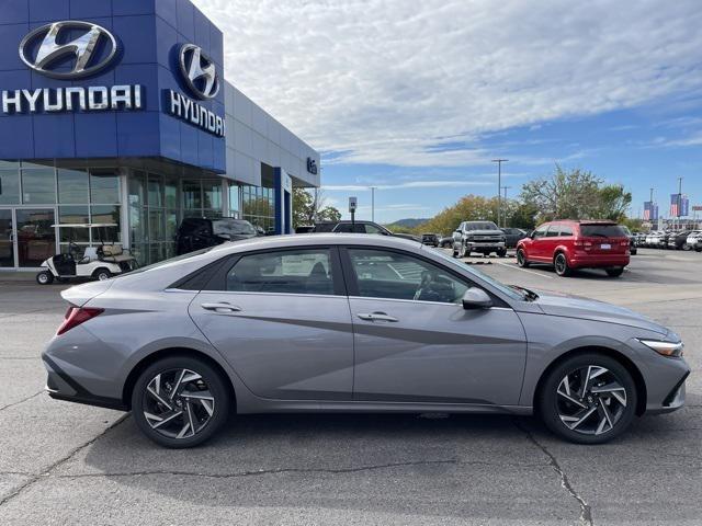 new 2024 Hyundai Elantra car, priced at $23,780