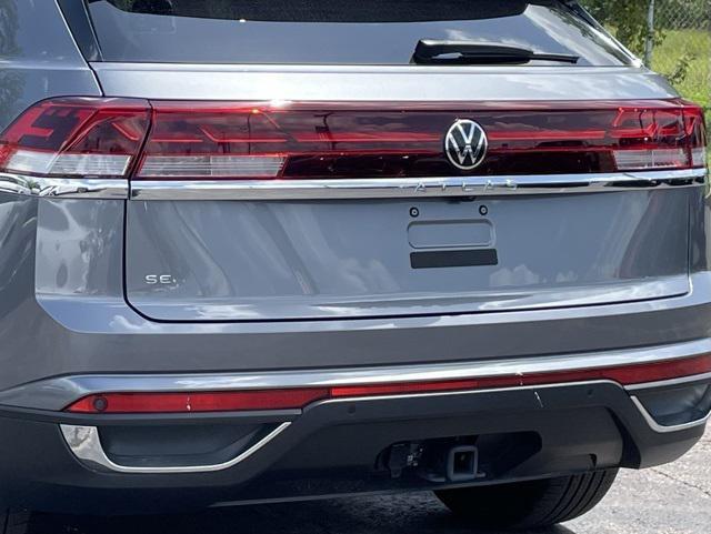 used 2025 Volkswagen Atlas Cross Sport car, priced at $40,750