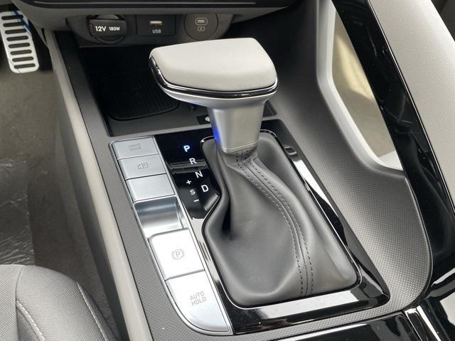 new 2025 Hyundai Elantra car, priced at $27,570