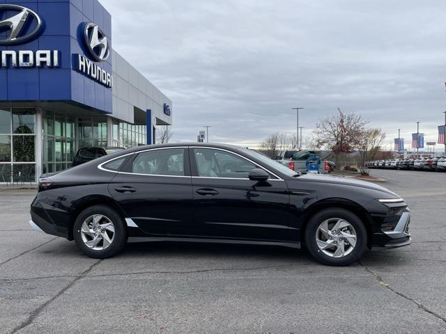 new 2025 Hyundai Sonata car, priced at $28,380