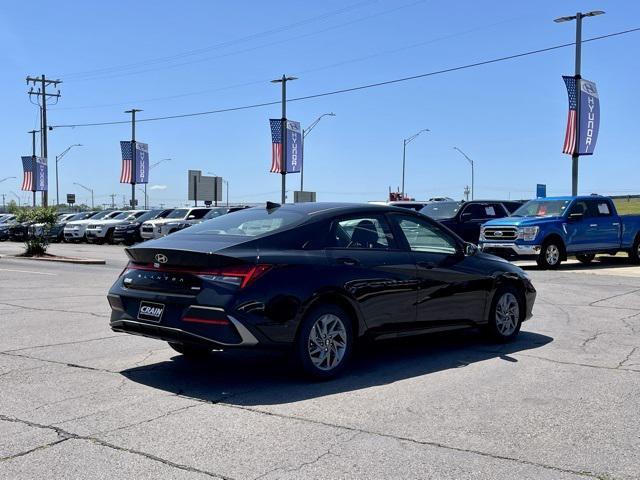 new 2025 Hyundai ELANTRA HEV car, priced at $25,825