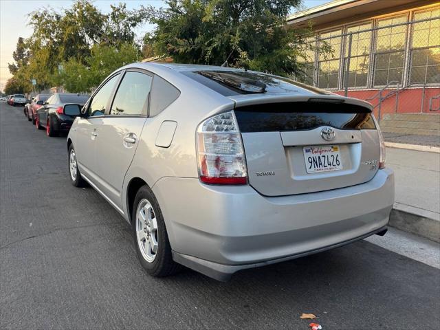 used 2007 Toyota Prius car, priced at $3,600