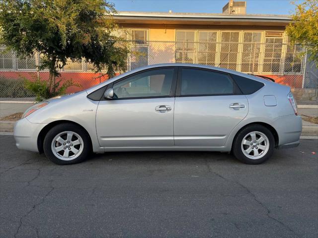 used 2007 Toyota Prius car, priced at $3,600
