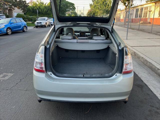 used 2005 Toyota Prius car, priced at $5,500