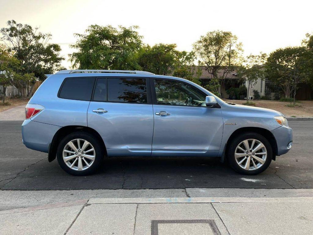 used 2008 Toyota Highlander Hybrid car, priced at $7,995