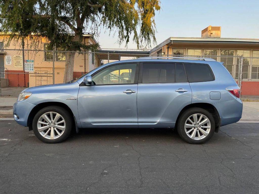 used 2008 Toyota Highlander Hybrid car, priced at $7,995