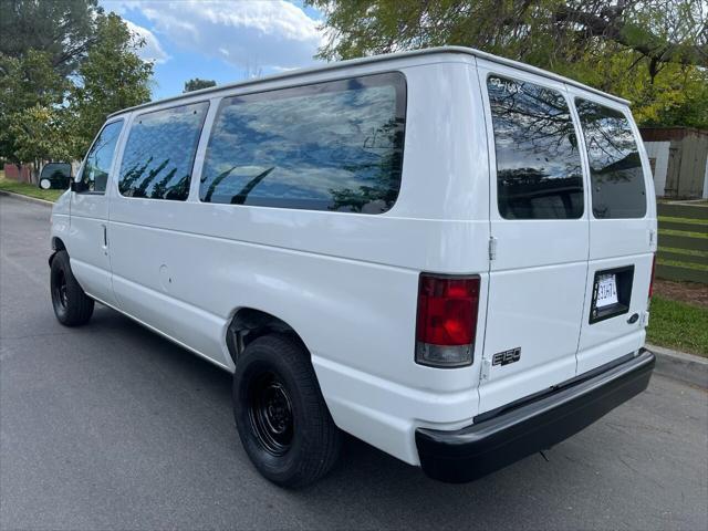 used 2002 Ford E150 car, priced at $10,995