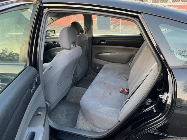 used 2007 Toyota Prius car, priced at $5,200