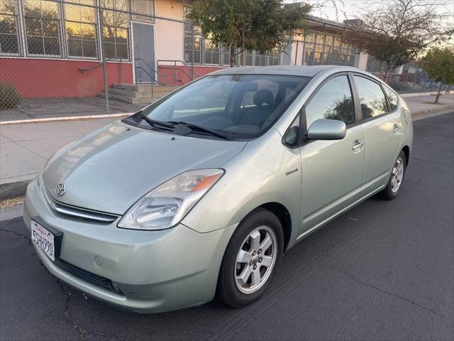 used 2006 Toyota Prius car, priced at $3,750